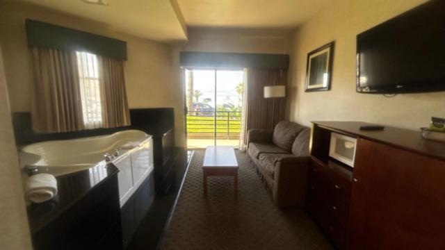 Huntington Beach Inn Exterior photo